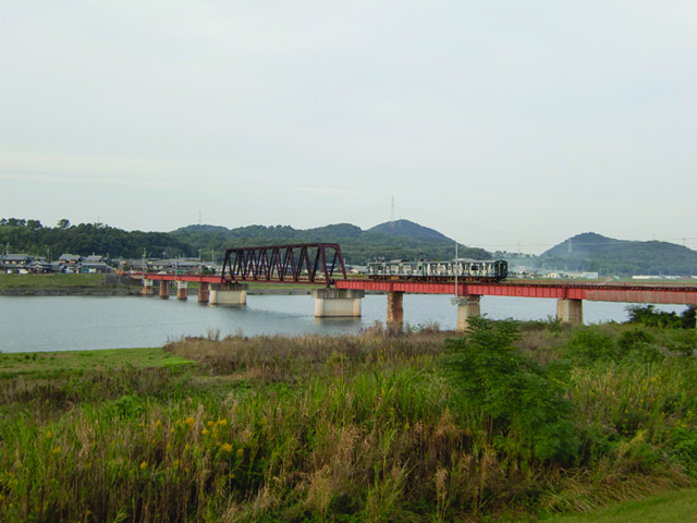 固包の鉄橋